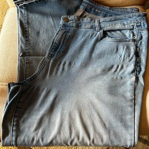 Avenue, Women’s Size 20 Jeans, Stonewashed denim